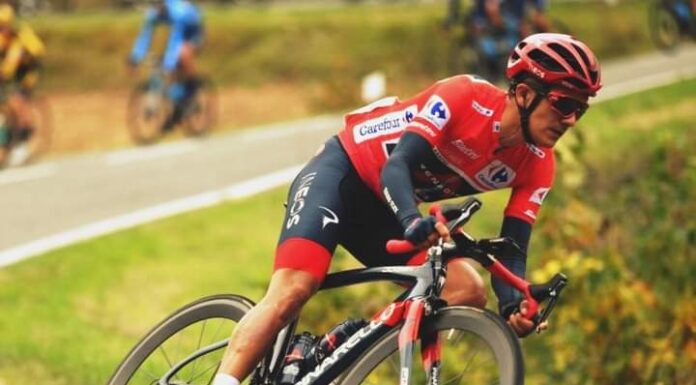 ‘Richie’ sigue de rojo y mantiene las diferencias con Roglic