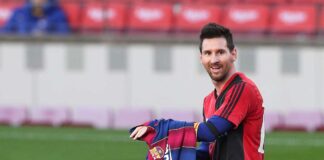 Messi sancionado por su homenaje a Maradona
