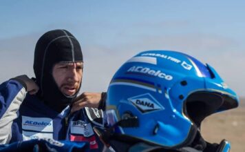 Guayasamín deja a punto su bólido para el rally Dakar que inicia mañana