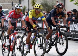 Ecuatorianos entraron juntos a la meta en la etapa 8