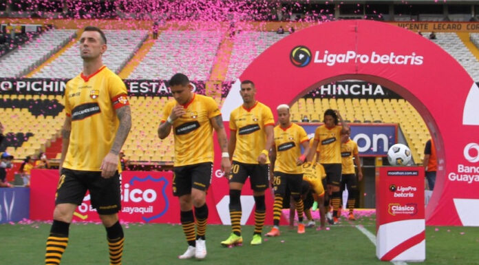 Barcelona SC y Emelec son los candidatos a llevarse la primera etapa del fútbol nacional.