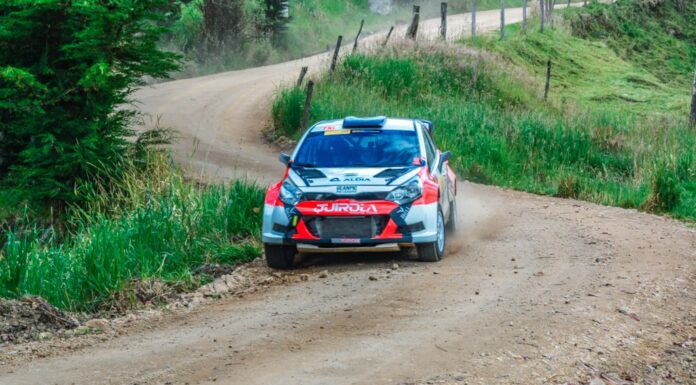 Vuelta automovilística llega a Imbabura